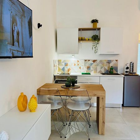 Vittoria Apart Syracuse Exterior foto